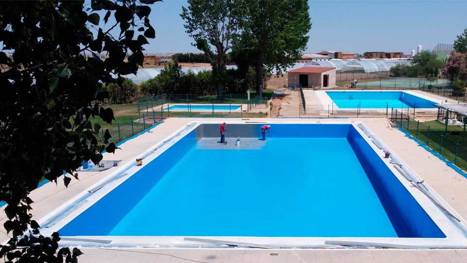 PISCINA CON POLIUREA